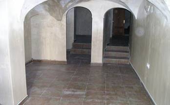 38 locales en venta zafra