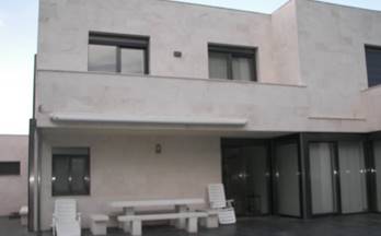 3 casas en venta gajano