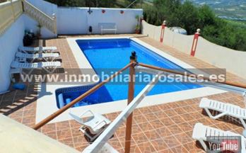 venta chalet baena 