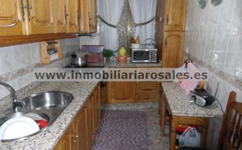 venta casa unifamiliar baena casa con grandes dormitorios.