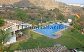 venta chalet rincon de la victoria carretera de benagalbón