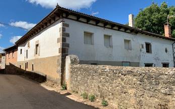 venta chalet aguilar de campoo calle la iglesia 