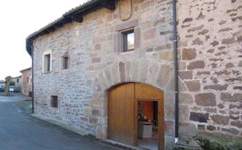 venta chalet hermandad de campoo de suso calle pintor salces