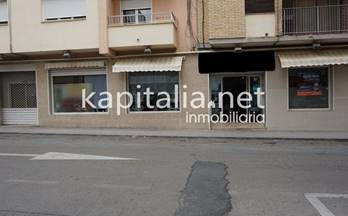70 locales en venta vallada