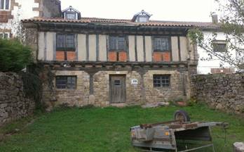 venta chalet campoo de enmedio calle santiago 