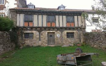 venta chalet campoo de enmedio calle santiago 