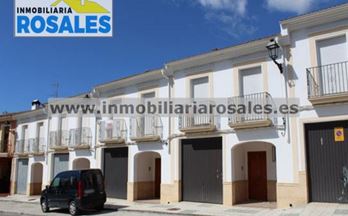 venta casa unifamiliar rute a estrenar, con cochera