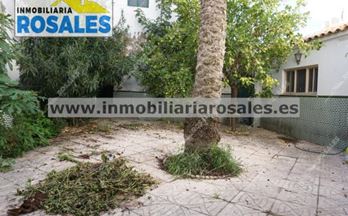 venta casa unifamiliar baena con gran patio y amplias habit