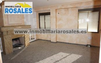 105  pisos y apartamentos en venta baratos baena