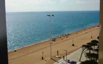 venta piso platja d´aro primera linea de la playa