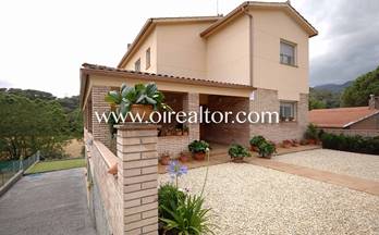 5 casas en venta fogars de montclus