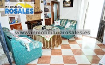 venta casa unifamiliar baena en buen estado, con amplio pat