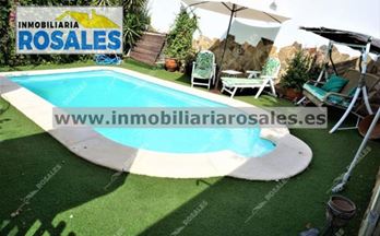 chalets con jardin en venta baena