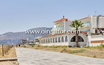 venta chalet adosado castelldefels montmar