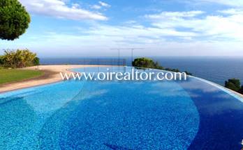 venta chalet adosado sant feliu de guixols 