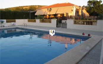 venta chalet lucena outskirts