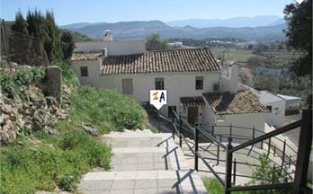 chalets en venta con garaje en priego de cordoba