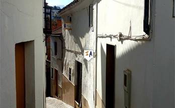 venta chalet adosado luque town centre