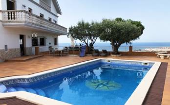 venta chalet adosado santa susanna 