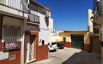 venta chalet adosado cuevas de san marcos town centre