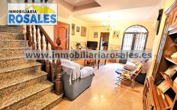 venta casa unifamiliar baena con amplios patios y muy bien 