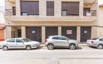8 locales en venta algorfa