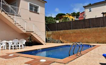 venta chalet adosado lloret de mar los pinares