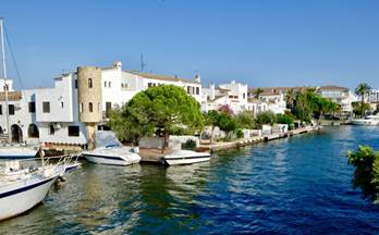 venta chalet adosado empuriabrava 