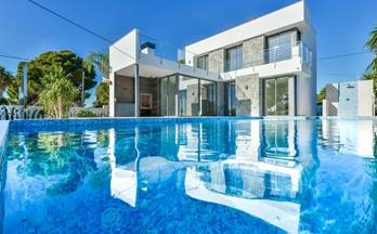 382 casas en venta en calpe con piscina