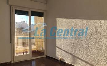 4 pisos en venta la senia