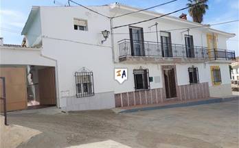 venta chalet adosado priego de cordoba town centre