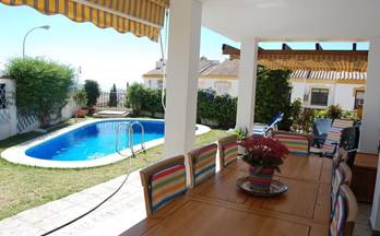 alquiler chalet torre del mar viña málaga