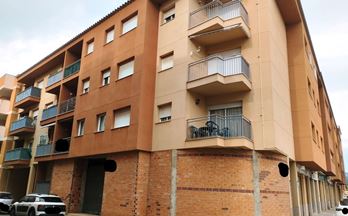 venta local l´hospitalet de l´infant centro 