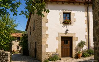 venta chalet valderredible calle real
