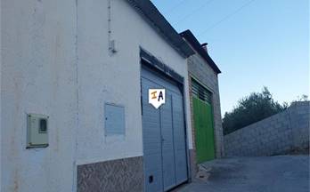 5 locales en venta castillo de locubin