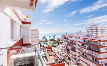 alquiler apartamento torre del mar poniente-faro