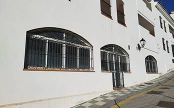 9 locales en venta istan
