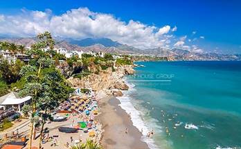 venta edificio estepona este