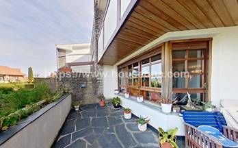 2 casas en venta gorliz