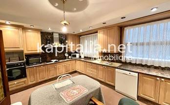 5 casas en venta en bocairent con piscina