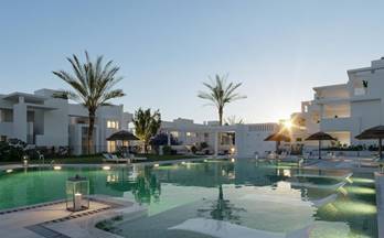385 pisos en venta en estepona con piscina
