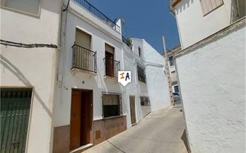 venta chalet adosado priego de cordoba town centre