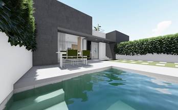 chalets con terraza cerca de la playa en venta