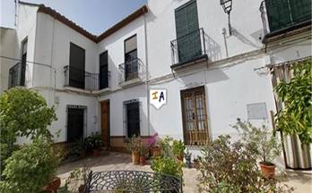 venta chalet adosado priego de cordoba town centre