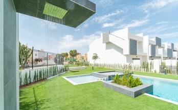 1037 casas en venta la zenia