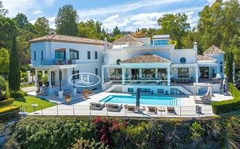 chalets en venta cerca de la playa benahavis