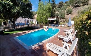 venta cortijo iznajar rural