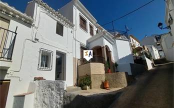 venta chalet adosado priego de cordoba town centre