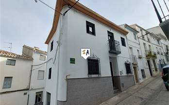 venta chalet adosado castillo de locubin town centre