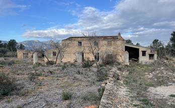 venta finca rustica el perello afueras del pueblo